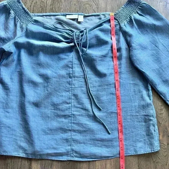 Hinge Chambray Off Shoulder Top Blouse Size XS Boxy Lightweight Blue Flare - Picture 7 of 7